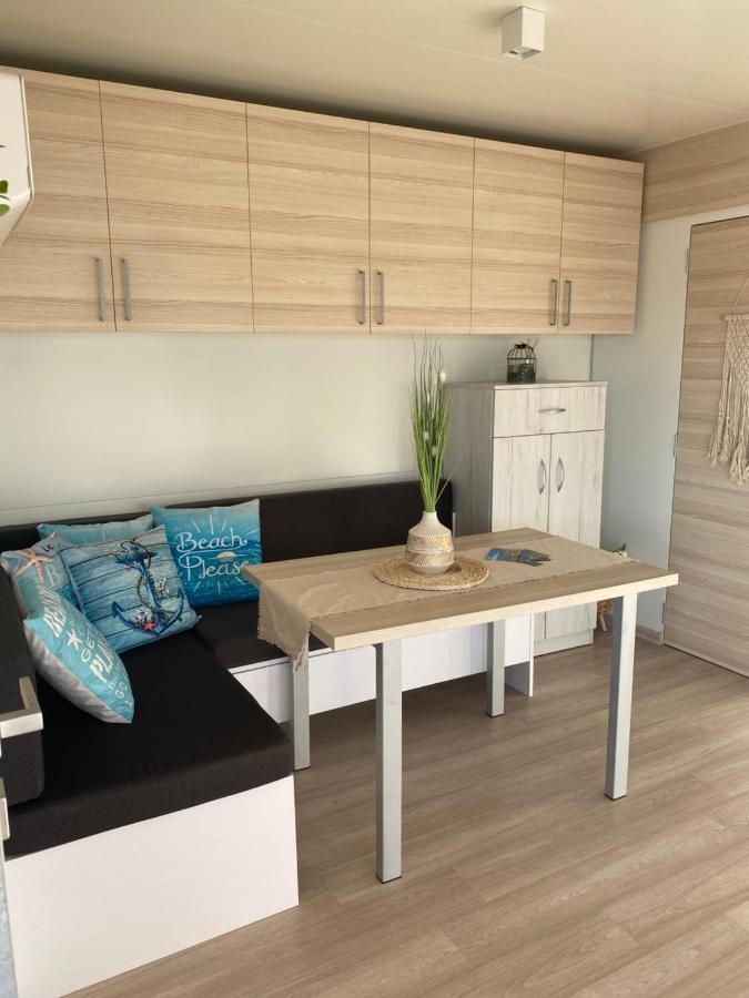 Amore Del Mare, Seaside Family Pace, Free Parking And Wifi In Camp Dalmatino Drage Eksteriør bilde