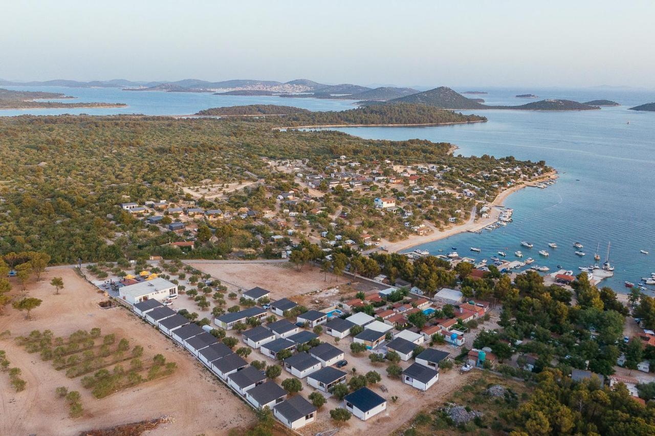 Amore Del Mare, Seaside Family Pace, Free Parking And Wifi In Camp Dalmatino Drage Eksteriør bilde